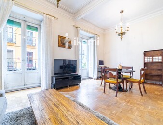Piso en venta en el distrito de Moncloa, en el barrio de Argüelles