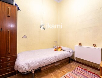 Piso en venta en el distrito de Moncloa, en el barrio de Argüelles