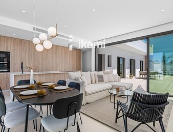 Exclusivo Chalet Independiente en Los Alcázares, junto a Serena Golf