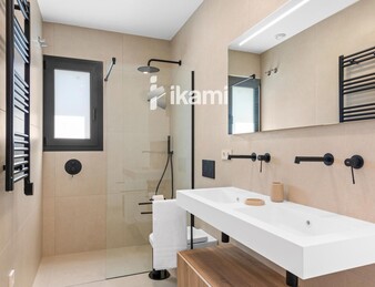 Exclusivo Chalet Independiente en Los Alcázares, junto a Serena Golf