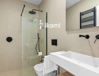 Exclusivo Chalet Independiente en Los Alcázares, junto a Serena Golf