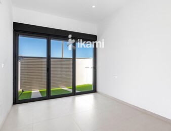 Exclusivo Chalet Independiente en Los Alcázares, junto a Serena Golf