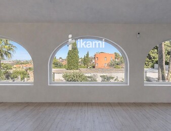 Casa de una planta con vistas increíbles al mar y la montaña