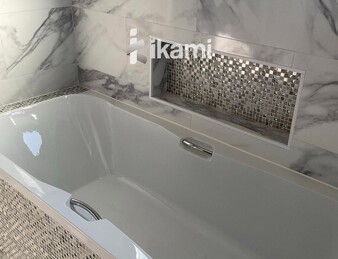 Casa de una planta con vistas increíbles al mar y la montaña