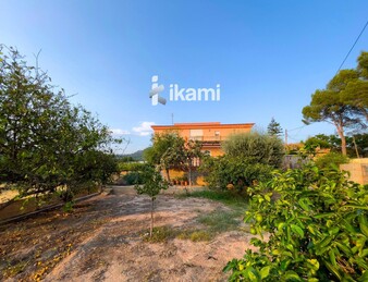 EXCLUSIVO CHALET EN NAQUERA CON INCREIBLES VISTAS Y PISCINA