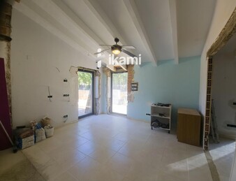 Propiedad con vistas abiertas para reformar a tu gusto o edificar