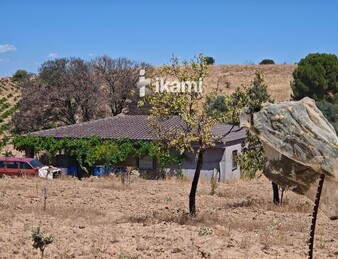 Casa de 180m2 en finca agrícola de de 5.6 HA. en Calypo, Toledo