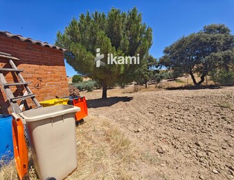 Casa de 180m2 en finca agrícola de de 5.6 HA. en Calypo, Toledo