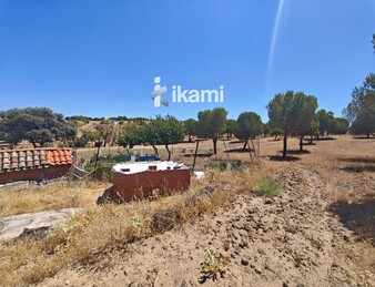 Casa de 180m2 en finca agrícola de de 5.6 HA. en Calypo, Toledo
