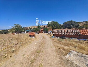 Casa de 180m2 en finca agrícola de de 5.6 HA. en Calypo, Toledo