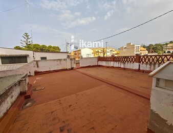 2 CASAS COLINDANTES TOTAL 291 MTS. PARCELA DE 948 MTS URBANO