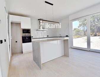 Vivienda independiente de nueva construcción con máxima eficiencia energética en Medina Azahara