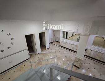 EDIFICIO 2472 MTS USO COMERCIAL + RESTAURANTE