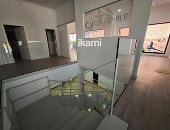 EDIFICIO 2472 MTS USO COMERCIAL + RESTAURANTE