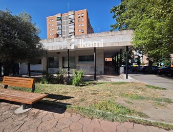 EDIFICIO 2472 MTS USO COMERCIAL + RESTAURANTE