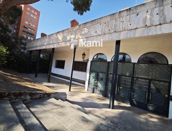 EDIFICIO 2472 MTS USO COMERCIAL + RESTAURANTE
