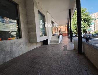 EDIFICIO 2472 MTS USO COMERCIAL + RESTAURANTE