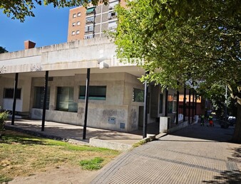 EDIFICIO 2472 MTS USO COMERCIAL + RESTAURANTE