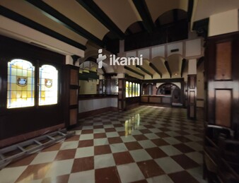 EDIFICIO 2472 MTS USO COMERCIAL + RESTAURANTE