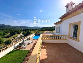 Fantástico chalet en venta en Beniarbeig
