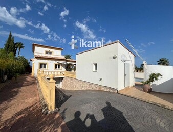 Fantástico chalet en venta en Beniarbeig