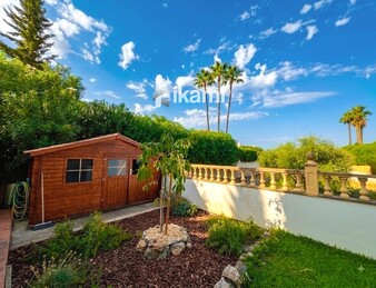 Fantástico chalet en venta en Beniarbeig