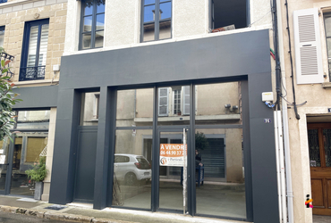 Murs Commerciaux - 98m² La cote st andre - 38260