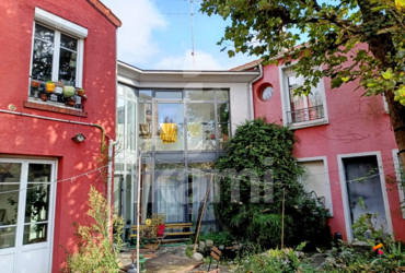 Maison - 251m² Montreuil - 93100