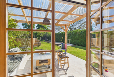 Maison - 330m² Peron - 01630