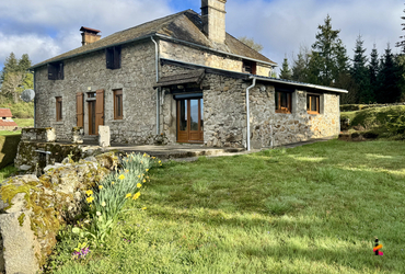 Maison - 168m²  - 19160