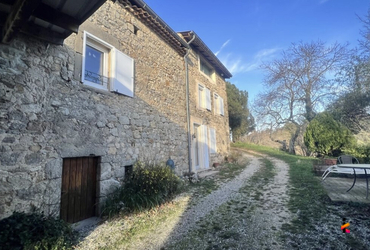 Maison - 340m² Mauves - 07300